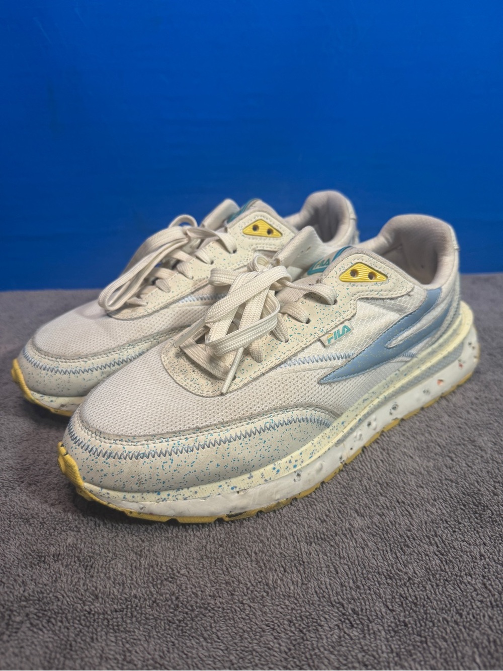 Fila renno - Picture 3 of 6